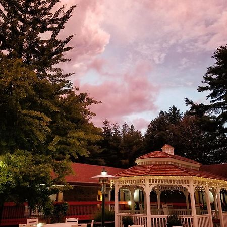 The Inn At Crumpin-Fox Bernardston ภายนอก รูปภาพ